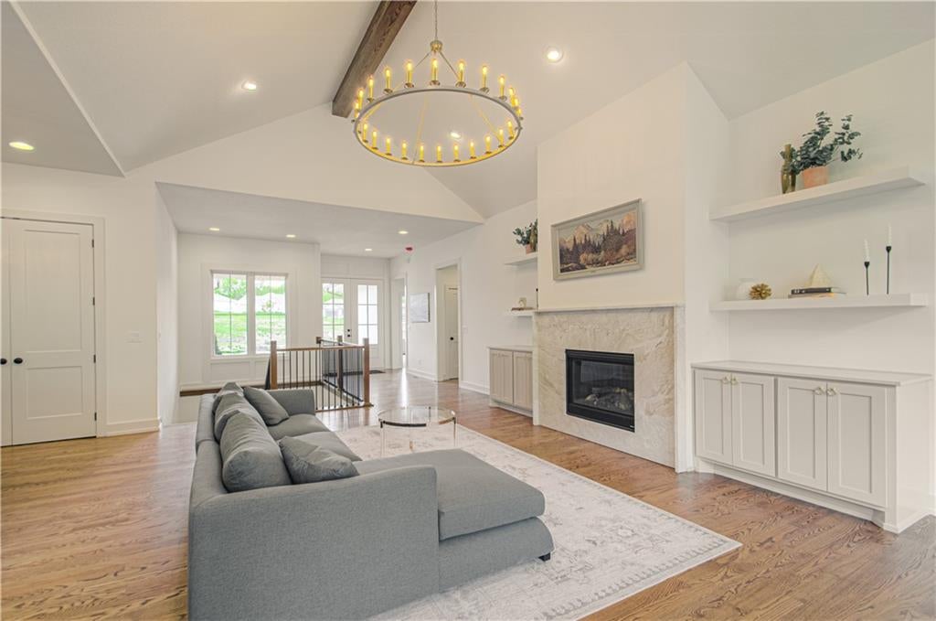 Riverside, Missouri, 64150, United States, 5 Bedrooms Bedrooms, ,3 BathroomsBathrooms,Residential,Active,1943775