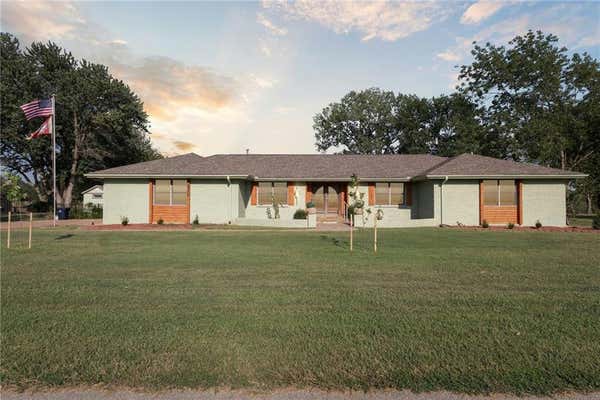 2712 COUNTRY CLUB CIR, INDEPENDENCE, KS 67301 - Image 1