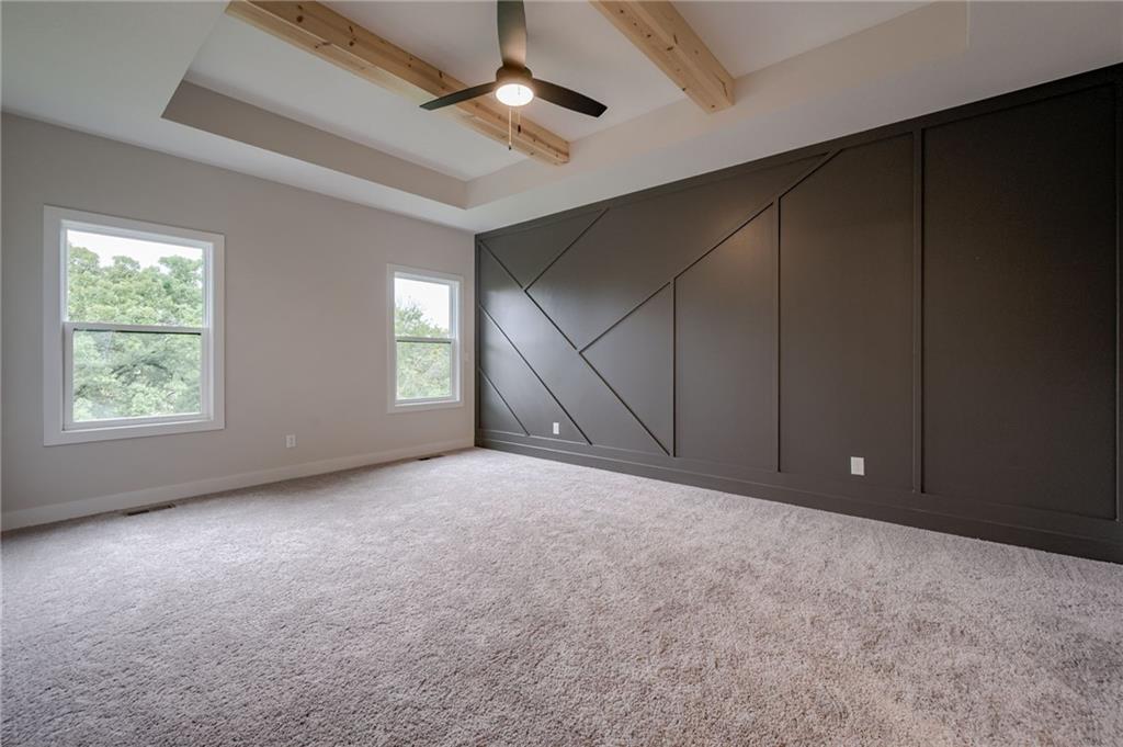 Riverside, Missouri, 64150, United States, 5 Bedrooms Bedrooms, ,4 BathroomsBathrooms,Residential,Active,1702789