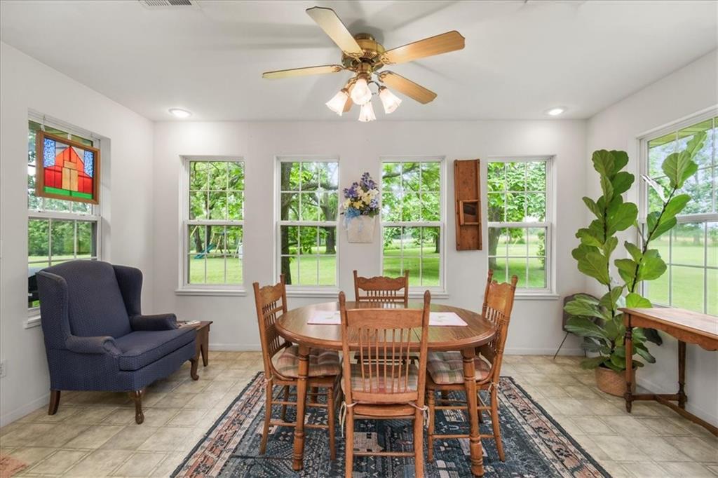 Macks Creek, Missouri, 65786, United States, 3 Bedrooms Bedrooms, ,3 BathroomsBathrooms,Residential,Active,1893234