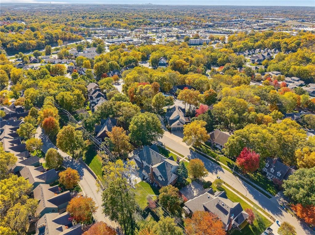 Liberty, Missouri, 64068, United States, 4 Bedrooms Bedrooms, ,7 BathroomsBathrooms,Residential,Active,1987271
