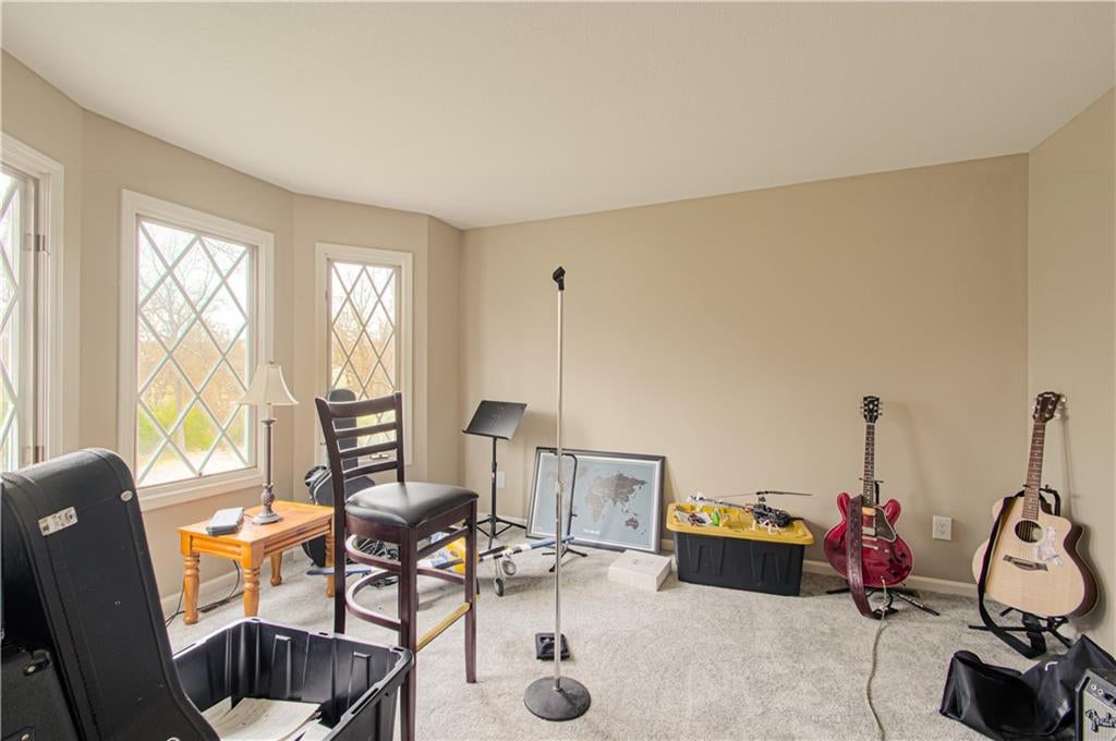 Lee'S Summit, Missouri, 64086, United States, 4 Bedrooms Bedrooms, ,4 BathroomsBathrooms,Residential,Active,1993632