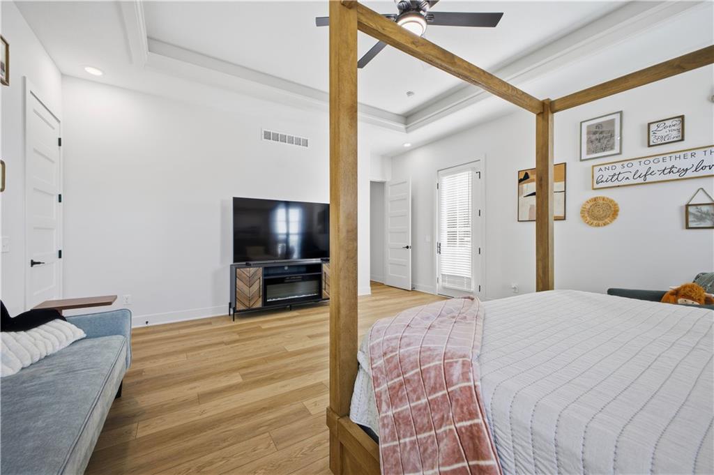 St Joseph, Missouri, 64507, United States, 5 Bedrooms Bedrooms, ,5 BathroomsBathrooms,Residential,Active,2007340