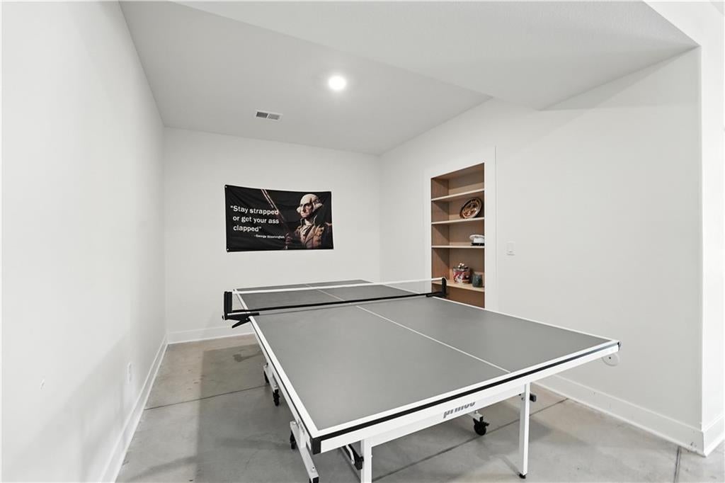 Liberty, Missouri, 64068, United States, 6 Bedrooms Bedrooms, ,5 BathroomsBathrooms,Residential,Active,1922515