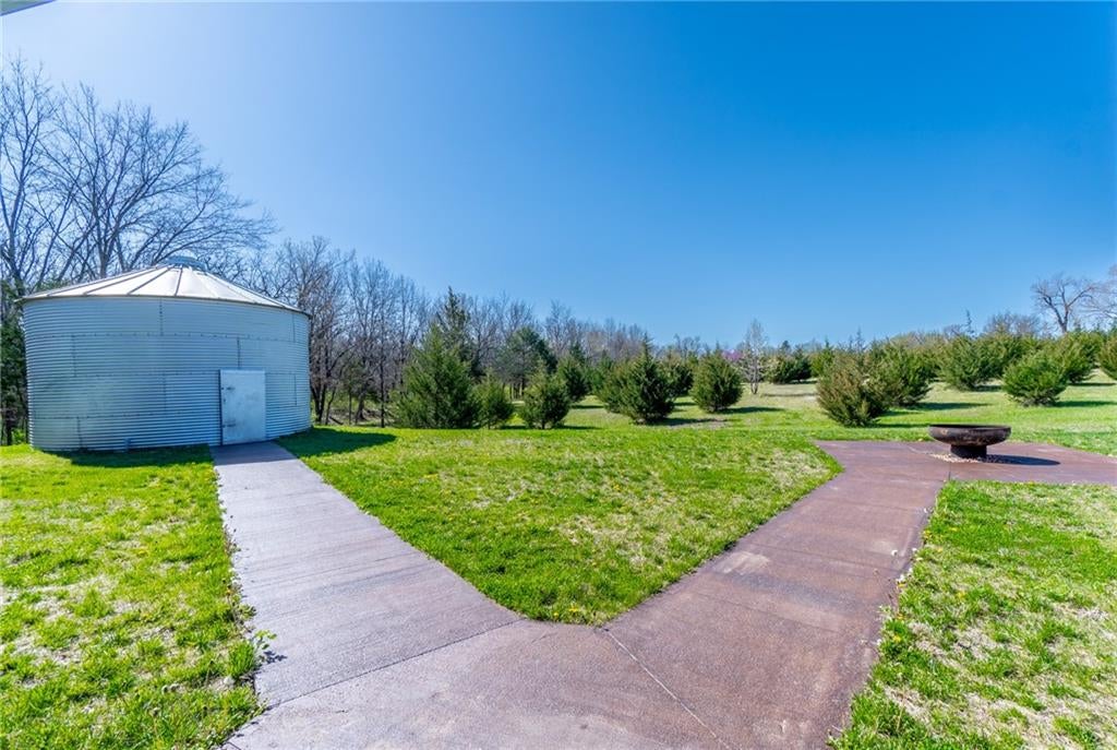 Cameron, Missouri, 64429, United States, 3 Bedrooms Bedrooms, ,3 BathroomsBathrooms,Residential,Active,1764473