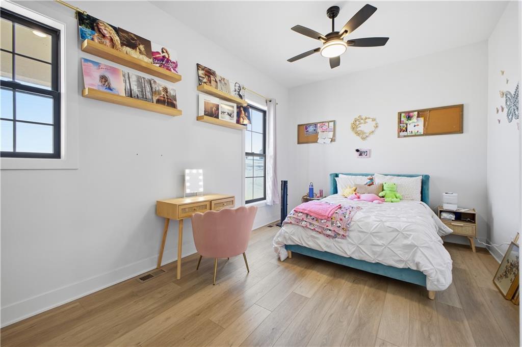 St Joseph, Missouri, 64507, United States, 5 Bedrooms Bedrooms, ,5 BathroomsBathrooms,Residential,Active,2007340