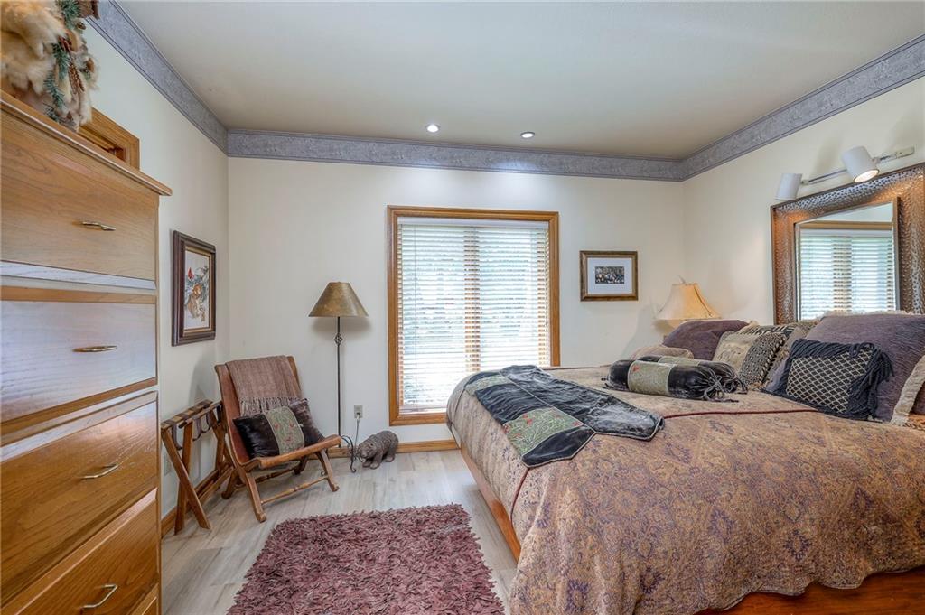 Kansas City, Missouri, 64114, United States, 5 Bedrooms Bedrooms, ,9 BathroomsBathrooms,Residential,Active,1929676