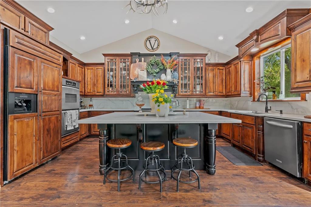 Kearney, Missouri, 64060, United States, 4 Bedrooms Bedrooms, ,5 BathroomsBathrooms,Residential,Active,1963266