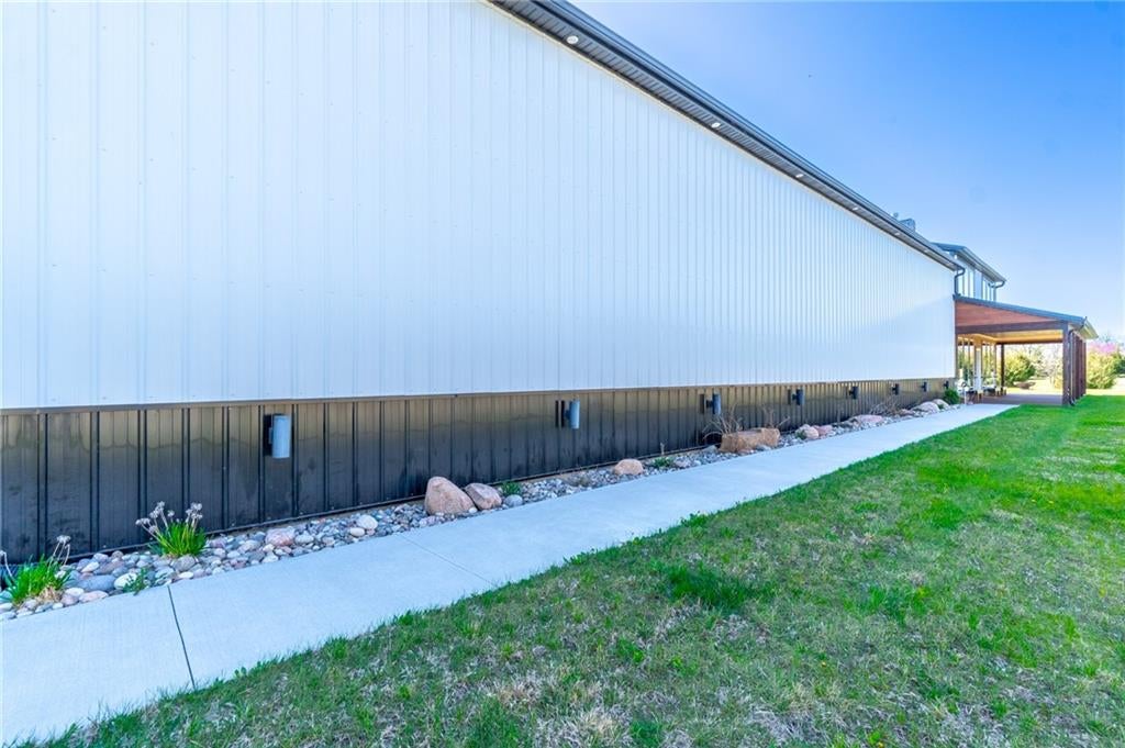 Cameron, Missouri, 64429, United States, 3 Bedrooms Bedrooms, ,3 BathroomsBathrooms,Residential,Active,1764473