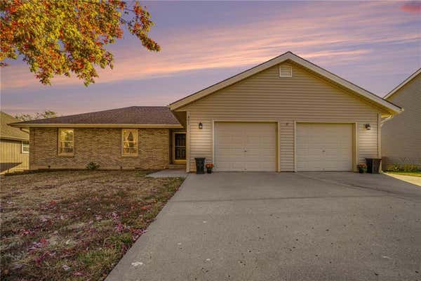 401 NEWPORT DR, SMITHVILLE, MO 64089 - Image 1