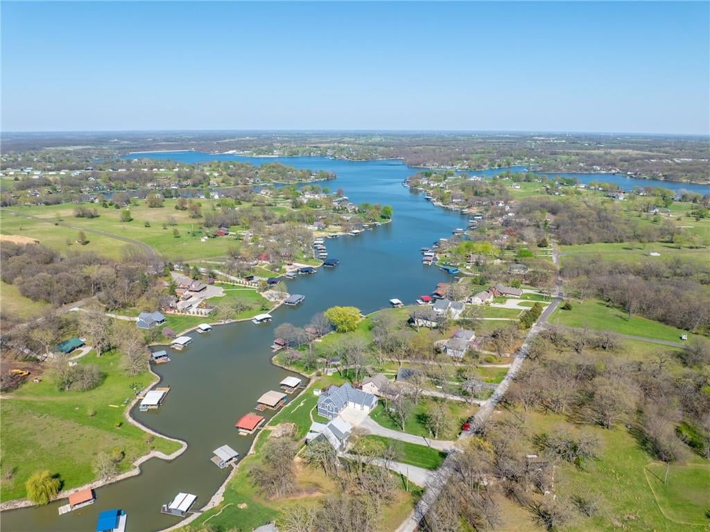 Altamont, Missouri, 64620, United States, 4 Bedrooms Bedrooms, ,4 BathroomsBathrooms,Residential,Active,1774004