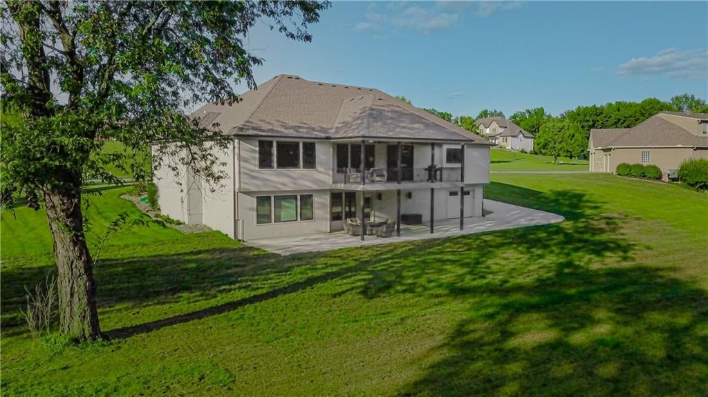 Kearney, Missouri, 64060, United States, 4 Bedrooms Bedrooms, ,3 BathroomsBathrooms,Residential,Active,1927650