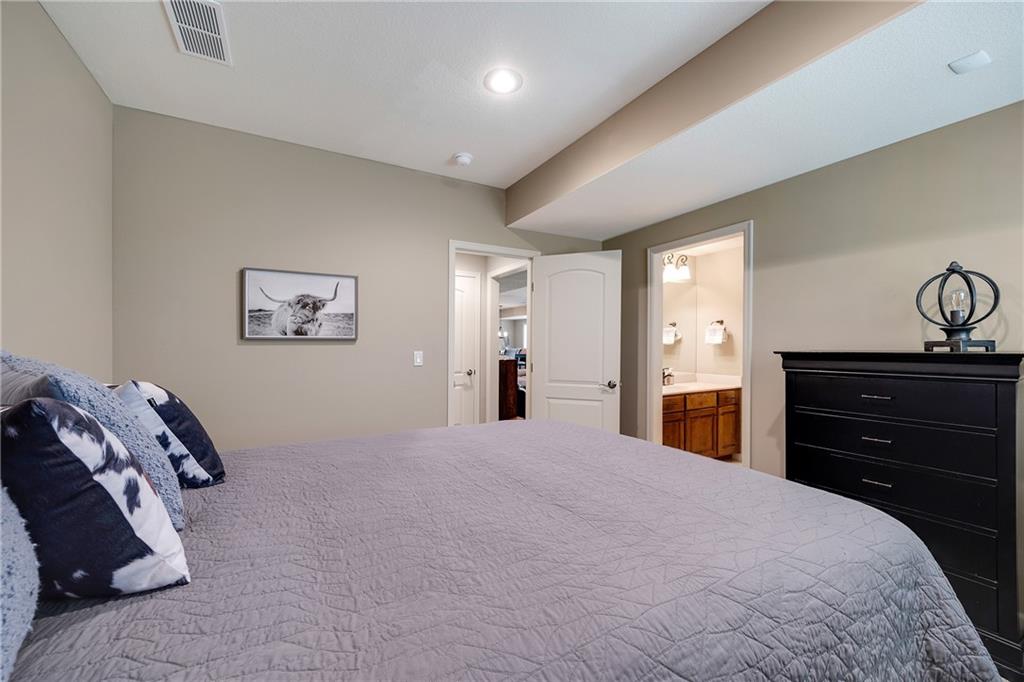 Loch Lloyd, Missouri, 64012, United States, 3 Bedrooms Bedrooms, ,4 BathroomsBathrooms,Residential,Active,1929453