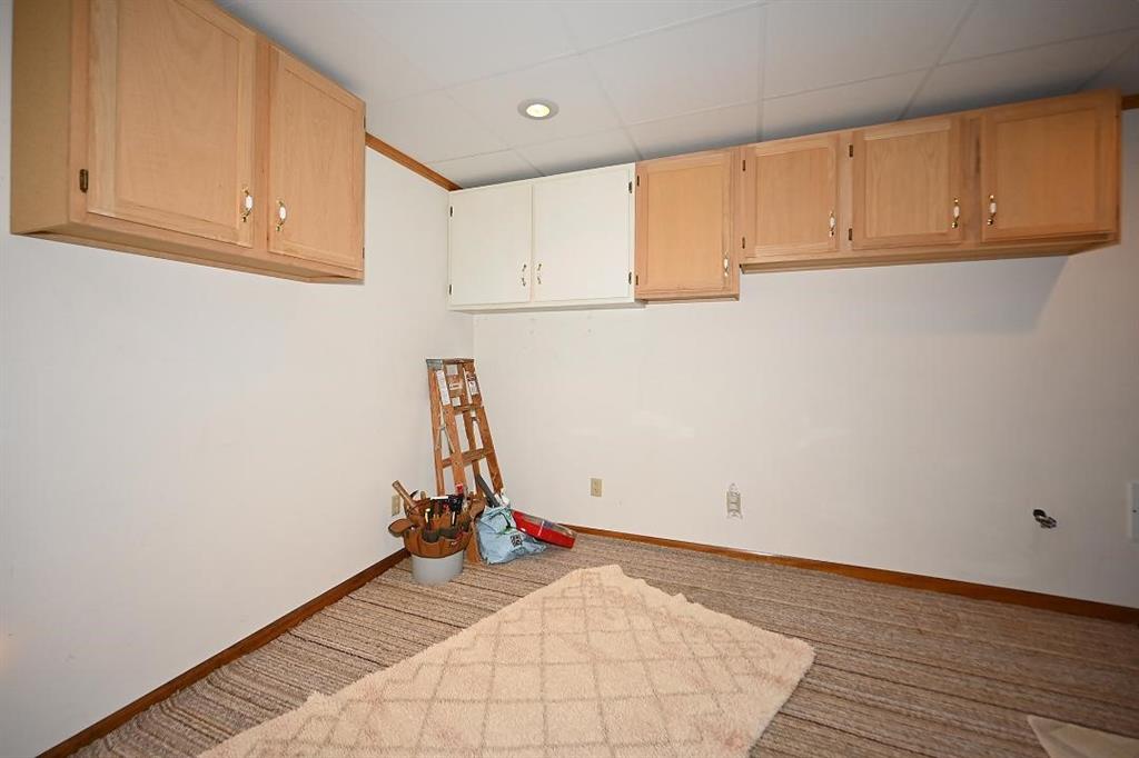 Weston, Missouri, 64098, United States, 4 Bedrooms Bedrooms, ,3 BathroomsBathrooms,Residential,Active,1989765