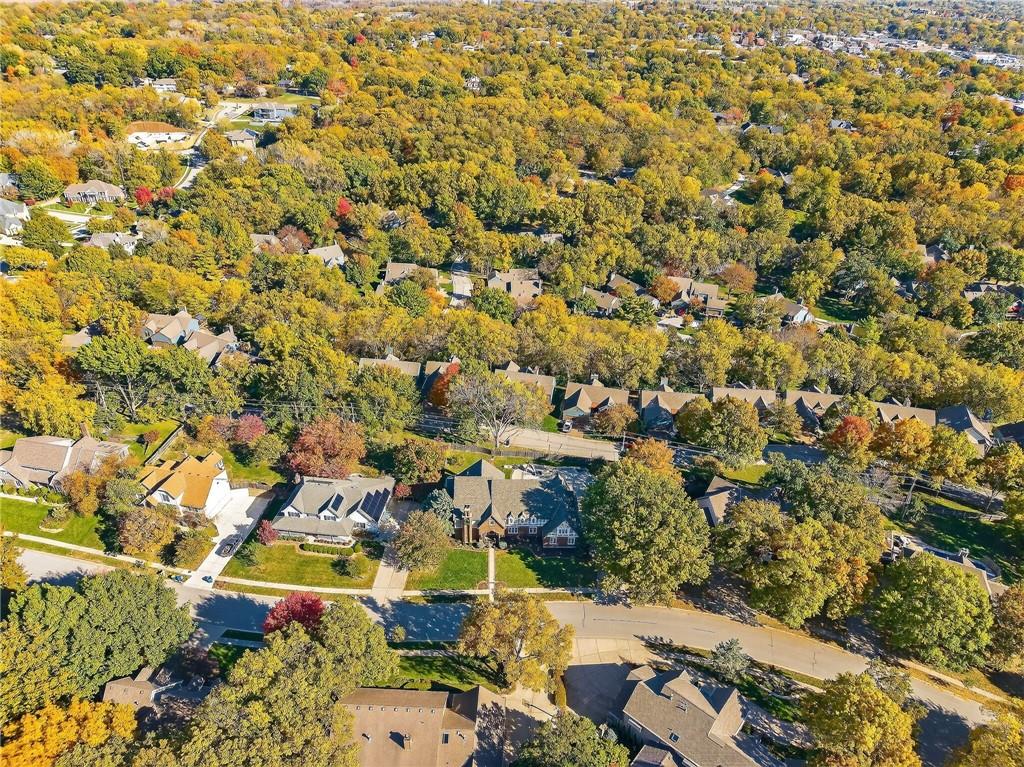 Liberty, Missouri, 64068, United States, 4 Bedrooms Bedrooms, ,7 BathroomsBathrooms,Residential,Active,1987271