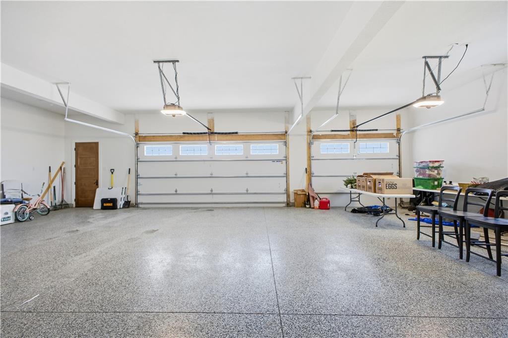 St Joseph, Missouri, 64507, United States, 5 Bedrooms Bedrooms, ,5 BathroomsBathrooms,Residential,Active,2007340