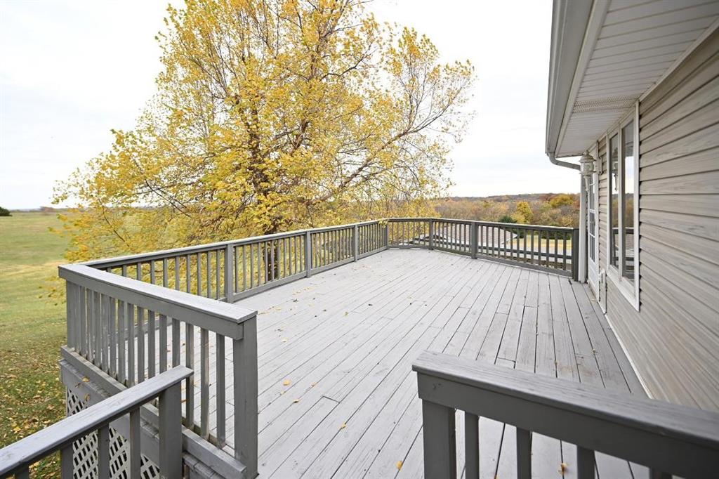 Weston, Missouri, 64098, United States, 4 Bedrooms Bedrooms, ,3 BathroomsBathrooms,Residential,Active,1989765