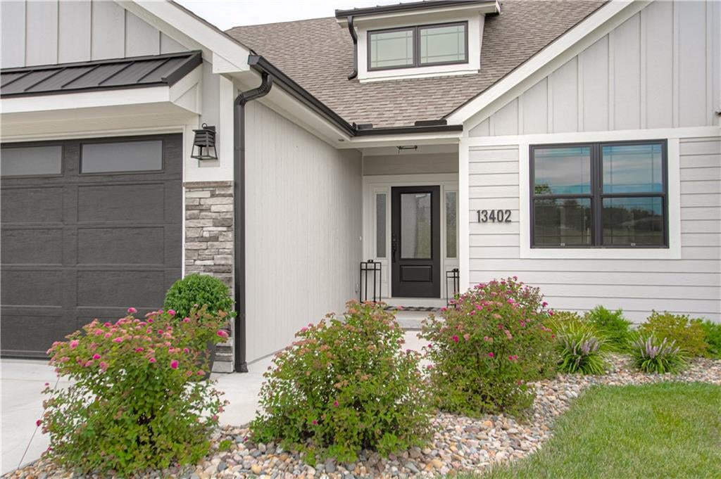 Kearney, Missouri, 64060, United States, 4 Bedrooms Bedrooms, ,3 BathroomsBathrooms,Residential,Active,1927650