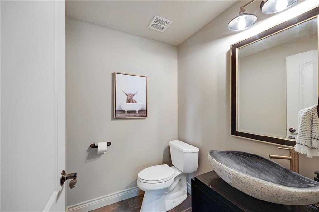 Loch Lloyd, Missouri, 64012, United States, 3 Bedrooms Bedrooms, ,4 BathroomsBathrooms,Residential,Active,1929453
