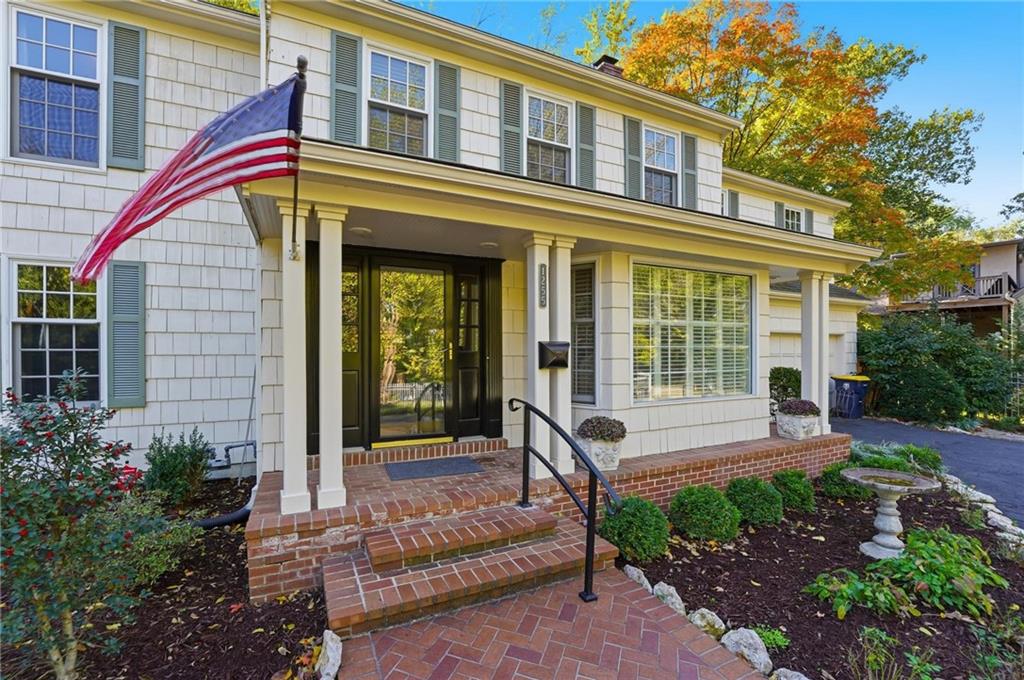 Kansas City, Missouri, 64113, United States, 3 Bedrooms Bedrooms, ,3 BathroomsBathrooms,Residential,Active,1987240