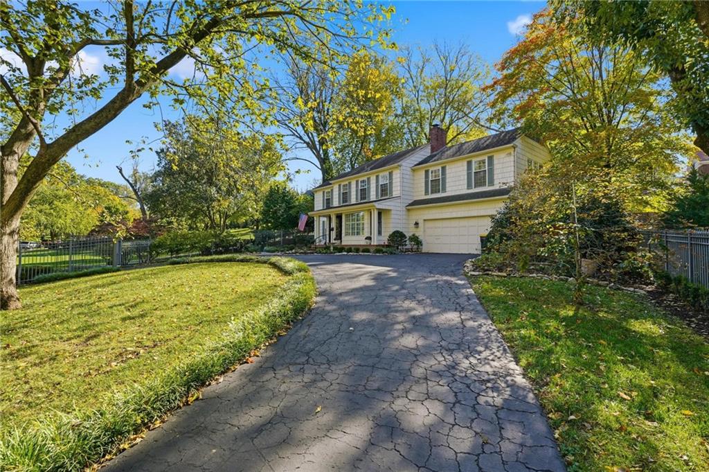 Kansas City, Missouri, 64113, United States, 3 Bedrooms Bedrooms, ,3 BathroomsBathrooms,Residential,Active,1987240