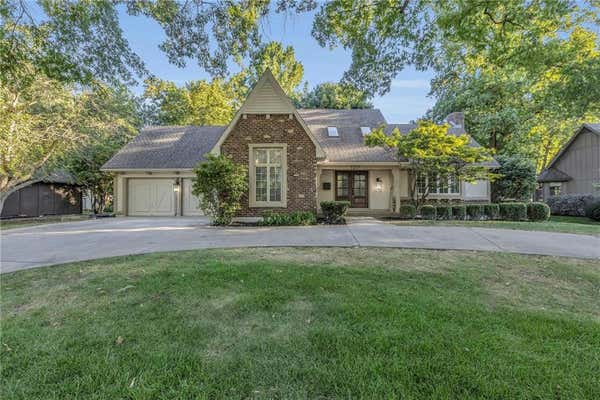 3217 W 83RD ST, LEAWOOD, KS 66206 - Image 1