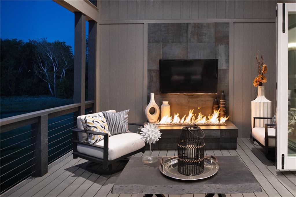 Riverside, Missouri, 64150, United States, ,4 BathroomsBathrooms,Residential,Active,1769962