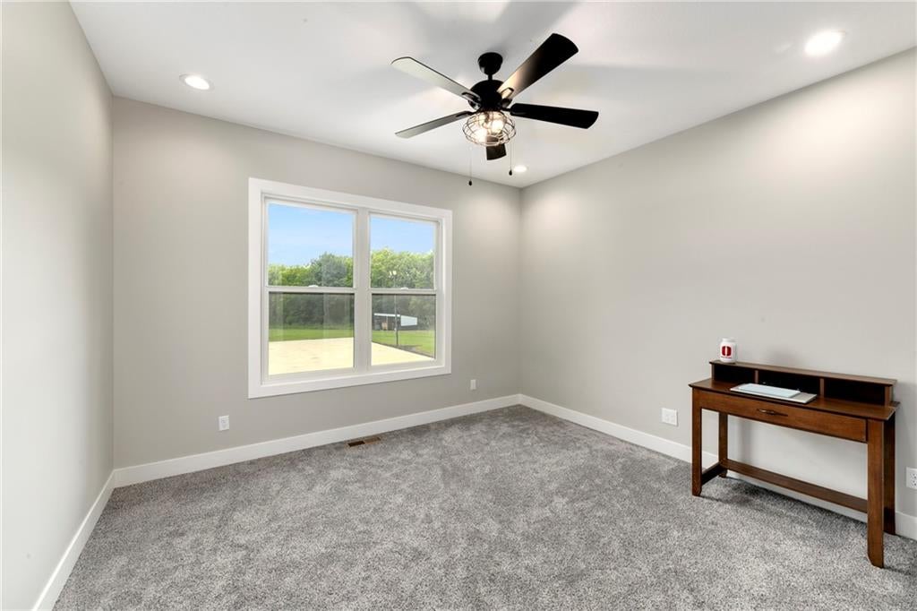 Odessa, Missouri, 64076, United States, 4 Bedrooms Bedrooms, ,4 BathroomsBathrooms,Residential,Active,1914840