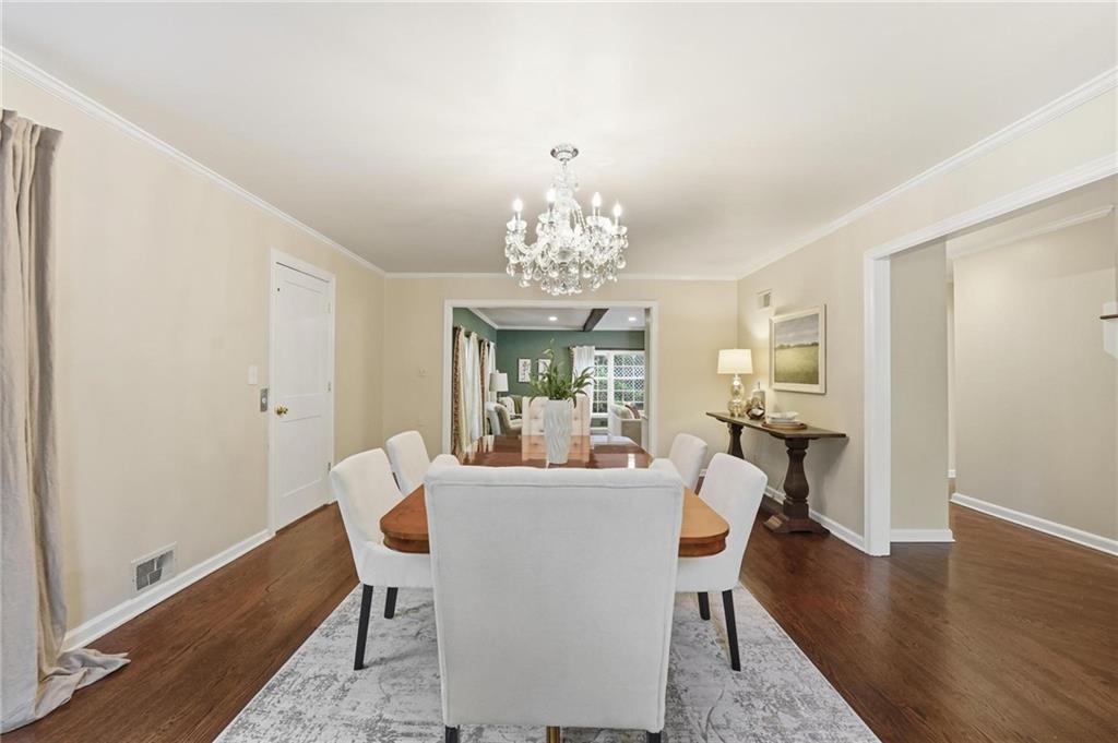 Kansas City, Missouri, 64113, United States, 3 Bedrooms Bedrooms, ,3 BathroomsBathrooms,Residential,Active,1987240