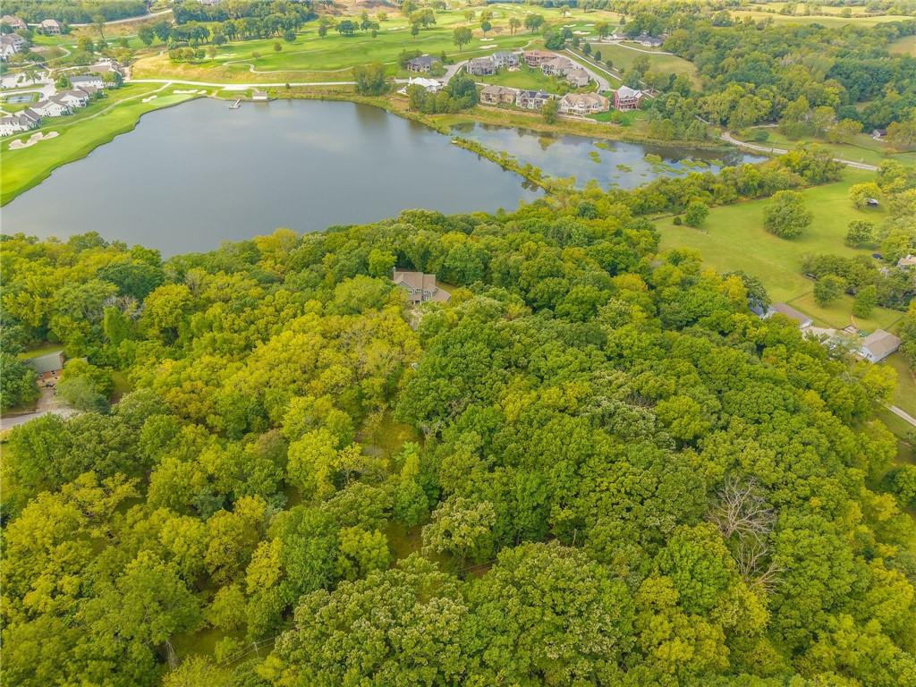 Parkville, Missouri, 64152, United States, 4 Bedrooms Bedrooms, ,5 BathroomsBathrooms,Residential,Active,1987258