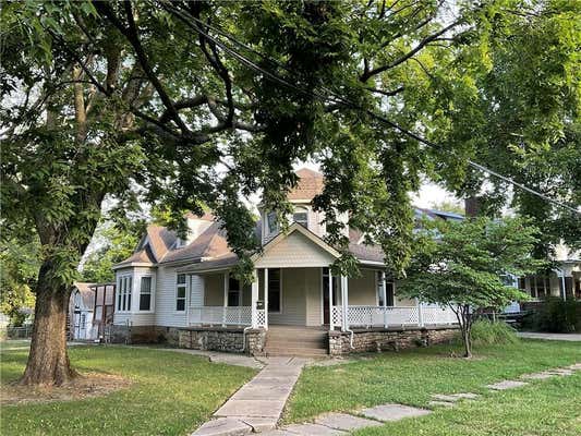 301 N TAYLOR ST, PLEASANT HILL, MO 64080 - Image 1