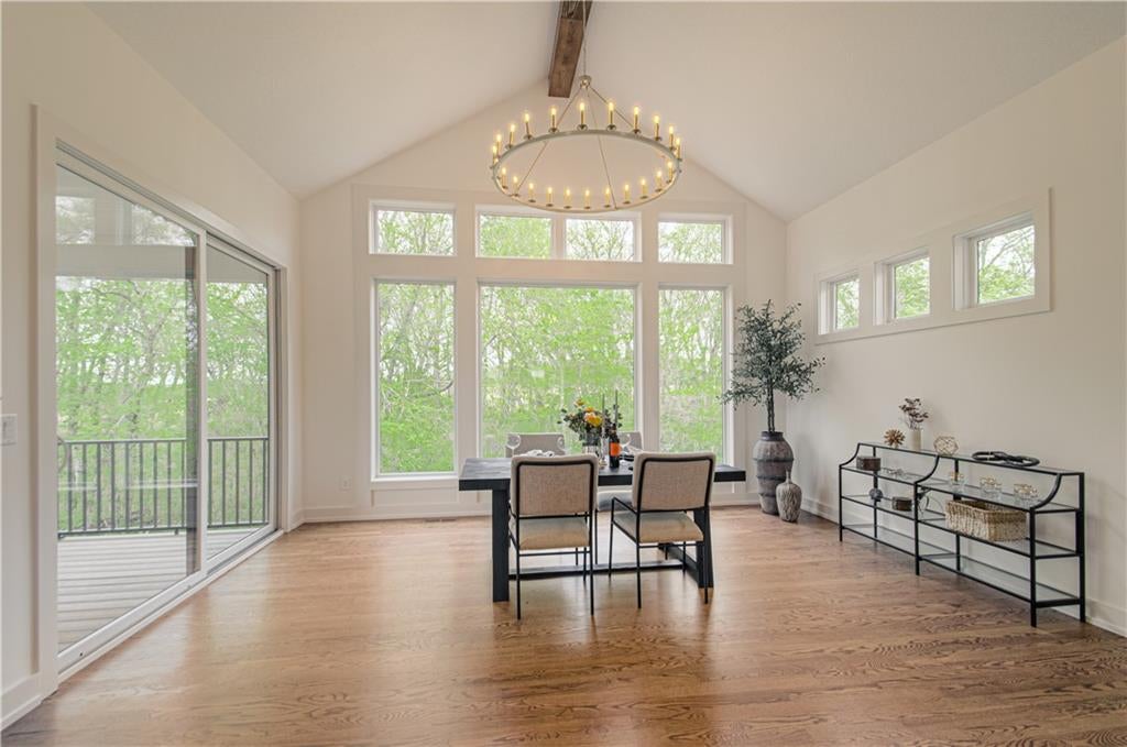 Riverside, Missouri, 64150, United States, 5 Bedrooms Bedrooms, ,3 BathroomsBathrooms,Residential,Active,2007055