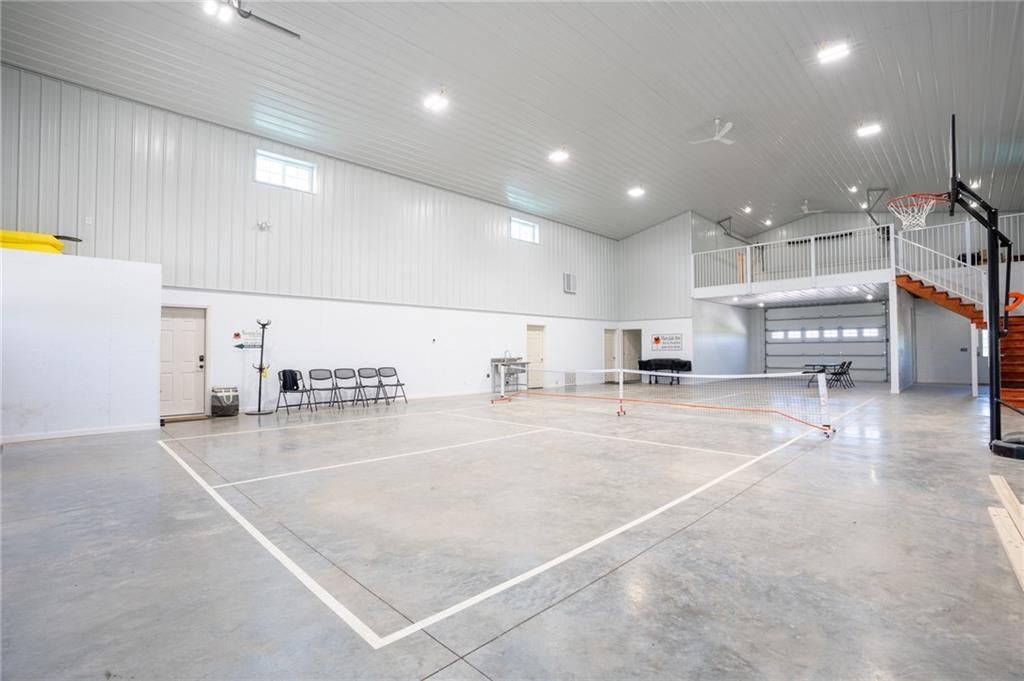 Gallatin, Missouri, 64640, United States, 5 Bedrooms Bedrooms, ,5 BathroomsBathrooms,Residential,Active,1953380