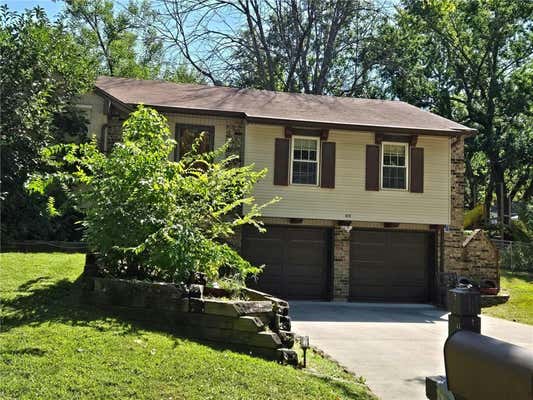 812 NW BUCKINGHAM PL, BLUE SPRINGS, MO 64015 - Image 1