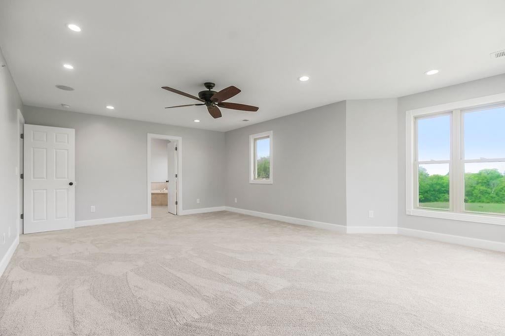 Grandview, Missouri, 64030, United States, 8 Bedrooms Bedrooms, ,5 BathroomsBathrooms,Residential,Active,1892623