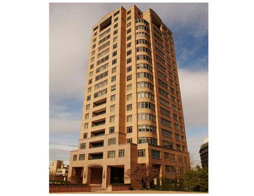 400 W 49TH TER APT 2064, KANSAS CITY, MO 64112 - Image 1