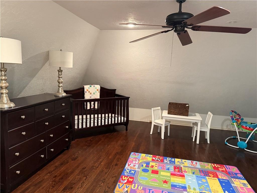Prairie Village, Kansas, 66208, United States, 4 Bedrooms Bedrooms, ,4 BathroomsBathrooms,Residential,Active,1944109