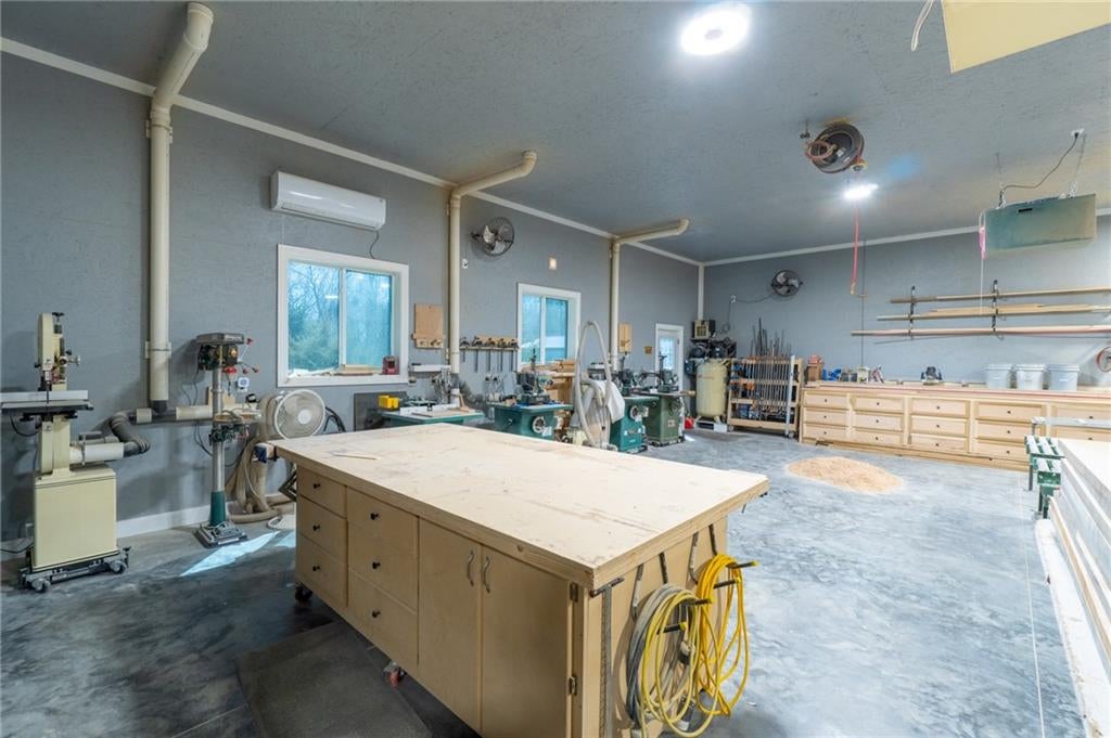 Cameron, Missouri, 64429, United States, 3 Bedrooms Bedrooms, ,3 BathroomsBathrooms,Residential,Active,1764473