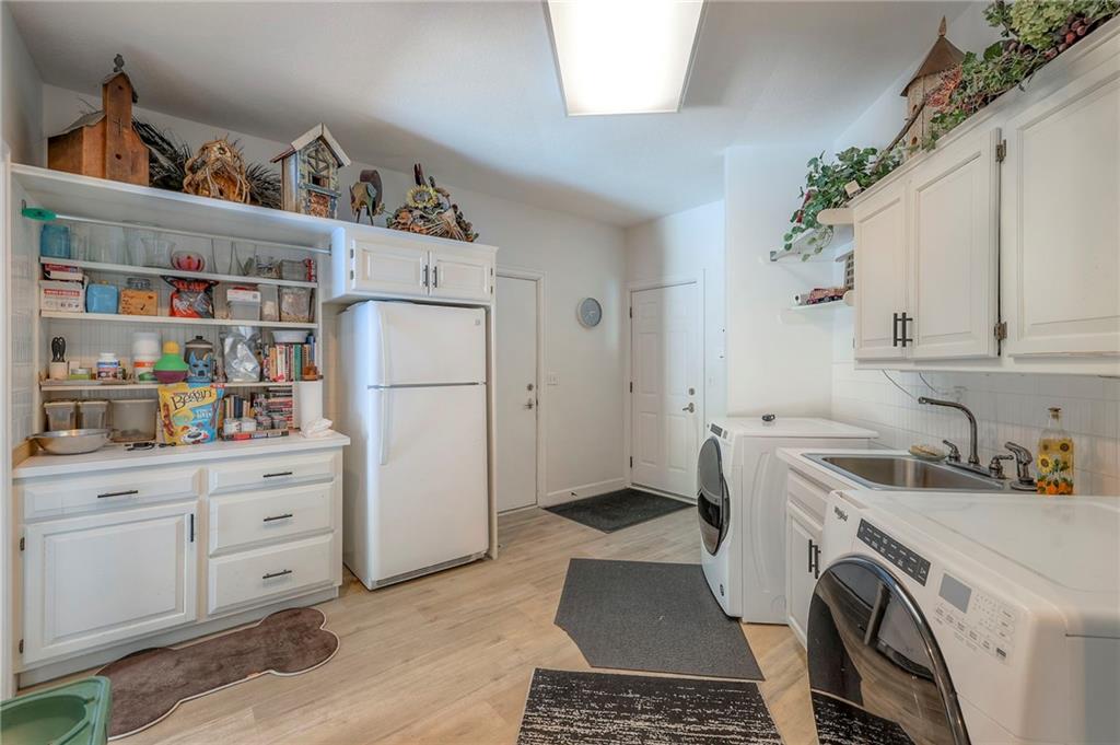 Kansas City, Missouri, 64114, United States, 5 Bedrooms Bedrooms, ,9 BathroomsBathrooms,Residential,Active,1929676