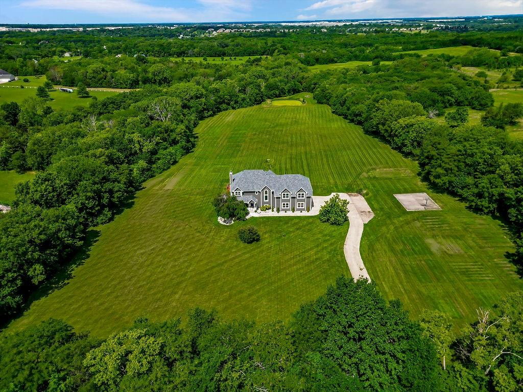 Grandview, Missouri, 64030, United States, 8 Bedrooms Bedrooms, ,5 BathroomsBathrooms,Residential,Active,1892623