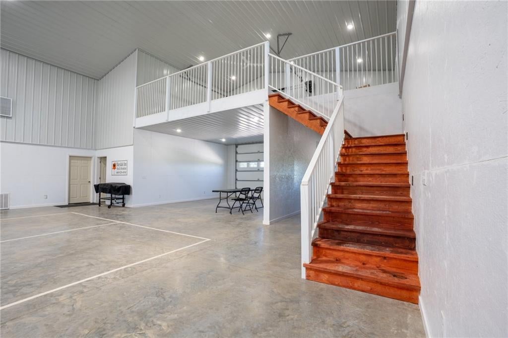 Gallatin, Missouri, 64640, United States, 5 Bedrooms Bedrooms, ,5 BathroomsBathrooms,Residential,Active,1953380