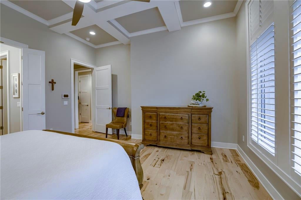 Riverside, Missouri, 64150, United States, 5 Bedrooms Bedrooms, ,5 BathroomsBathrooms,Residential,Active,1710739