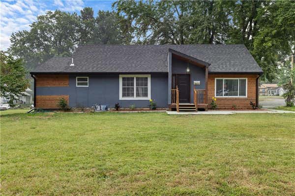 9001 E 66TH ST, RAYTOWN, MO 64133 - Image 1