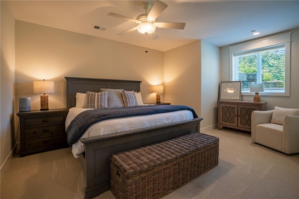 Altamont, Missouri, 64620, United States, 5 Bedrooms Bedrooms, ,5 BathroomsBathrooms,Residential,Active,1880022