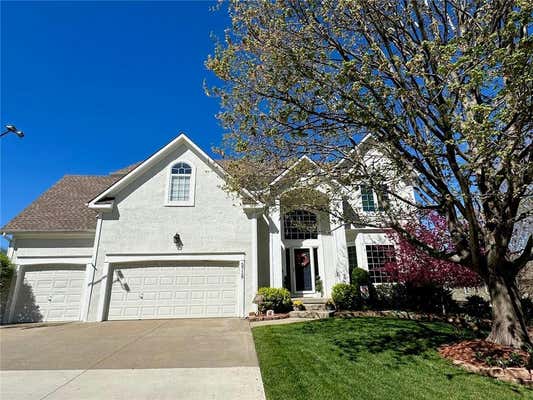 5718 NE SAPPHIRE PL, LEES SUMMIT, MO 64064 - Image 1