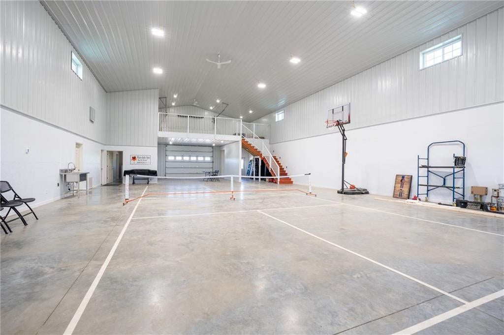 Gallatin, Missouri, 64640, United States, 5 Bedrooms Bedrooms, ,5 BathroomsBathrooms,Residential,Active,1953380