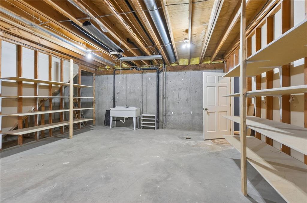 Liberty, Missouri, 64068, United States, 4 Bedrooms Bedrooms, ,7 BathroomsBathrooms,Residential,Active,1987271