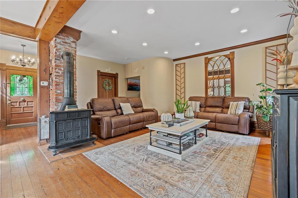 Kearney, Missouri, 64060, United States, 4 Bedrooms Bedrooms, ,5 BathroomsBathrooms,Residential,Active,1963266