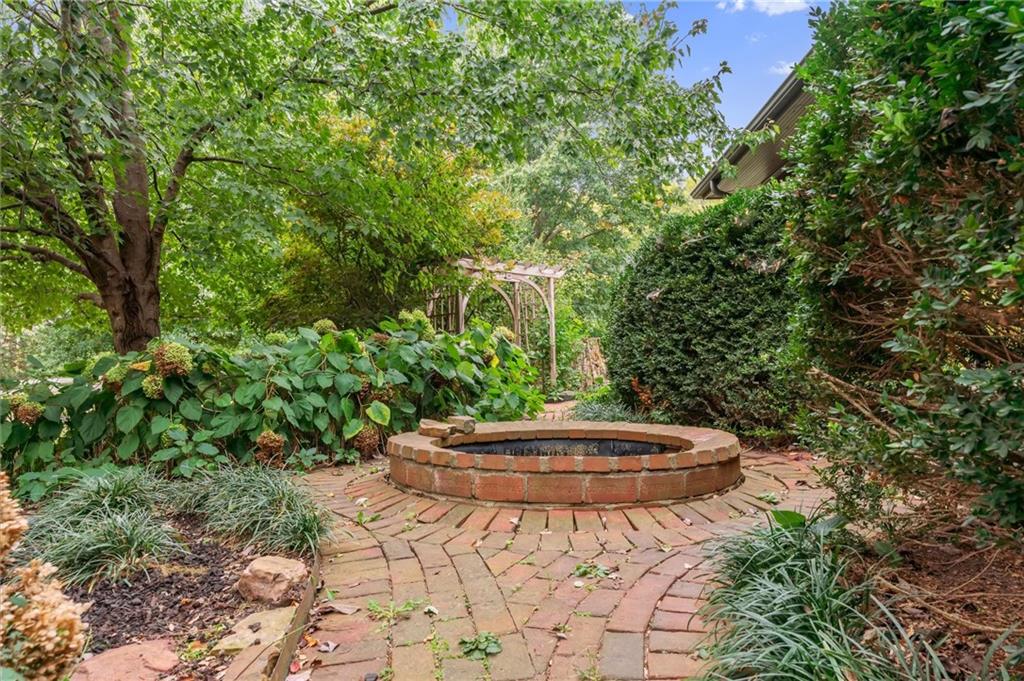 Kearney, Missouri, 64060, United States, 4 Bedrooms Bedrooms, ,5 BathroomsBathrooms,Residential,Active,1963266