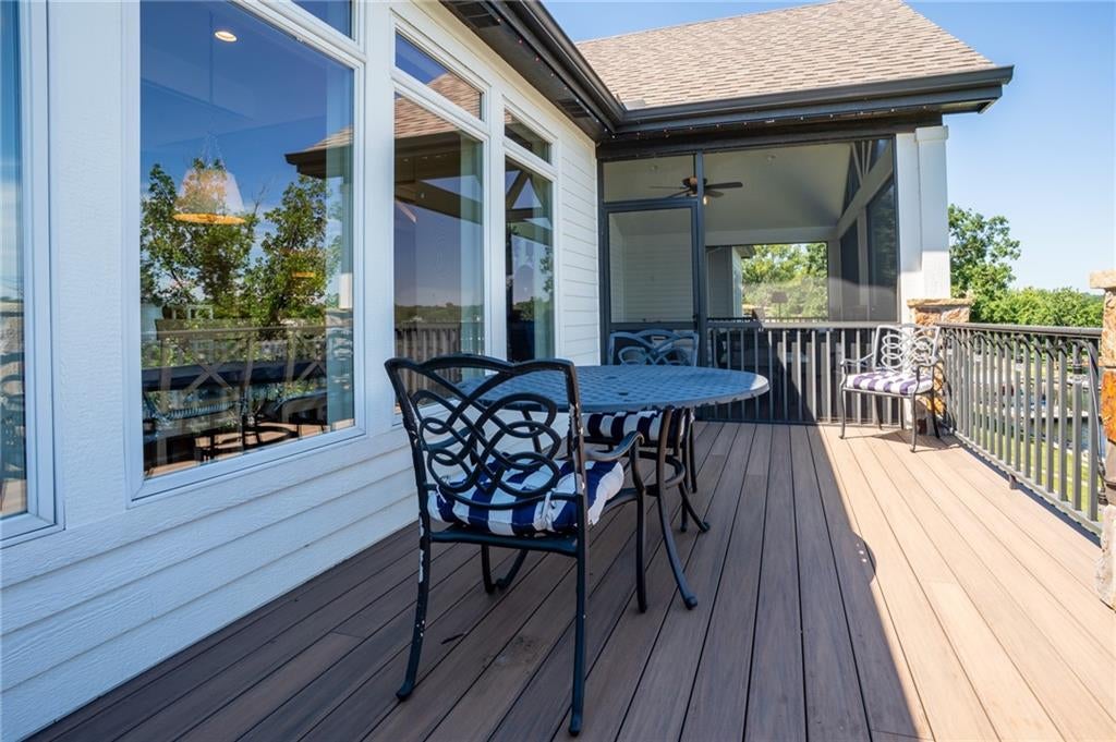 Altamont, Missouri, 64620, United States, 5 Bedrooms Bedrooms, ,5 BathroomsBathrooms,Residential,Active,1880022